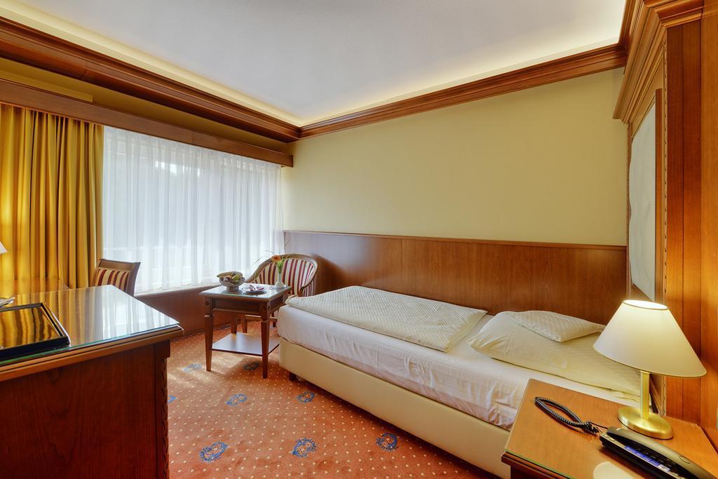 Parkhotel Stader Hof Ngoại thất bức ảnh
